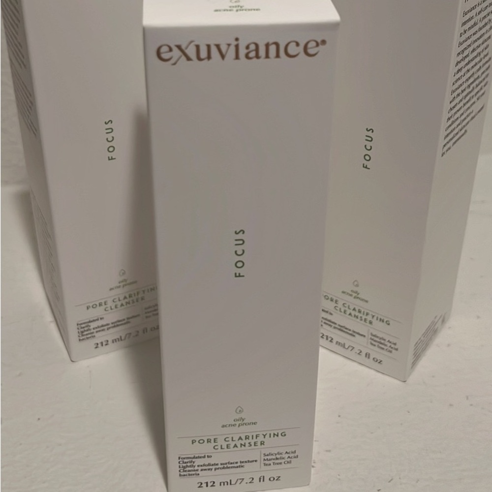 Exuviance Pore Clarifying Cleanser